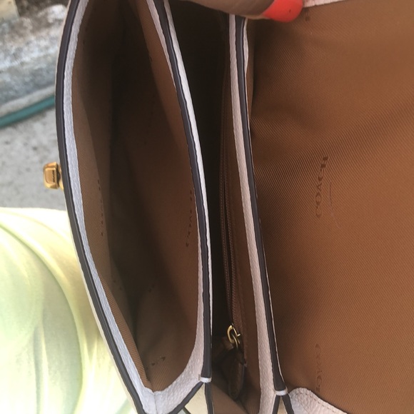 Coach Cassie 19 Handbag - Picture 8 of 8